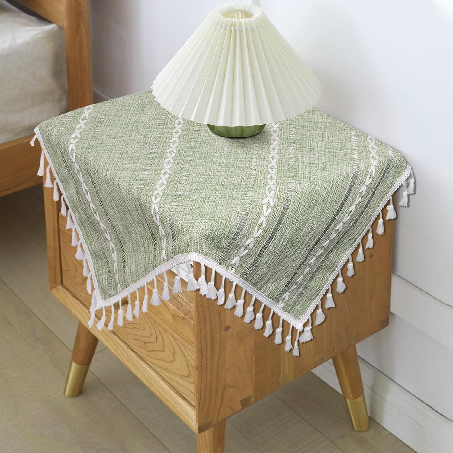 boho-small-square-tablecloth-24x24-sage-green-linen-table-cover-nightstand-cover-top-round-square-end-bedside-table-cloth-runner-rustic-farmhouse-spring-summer-green-home-decor