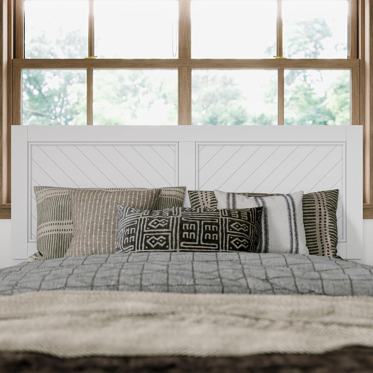 canyon-queen-platform-bed-with-matching-footboard-white
