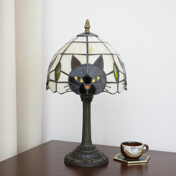 Tiffany Style Black Cat Stained Glass Table Lamp Cute Small Quirky Table Lamp Bedroom Bedside Lamp Living Room Dining Room Office Decoration Desk Lamp Home Decoration Creative Gift Scene Props6