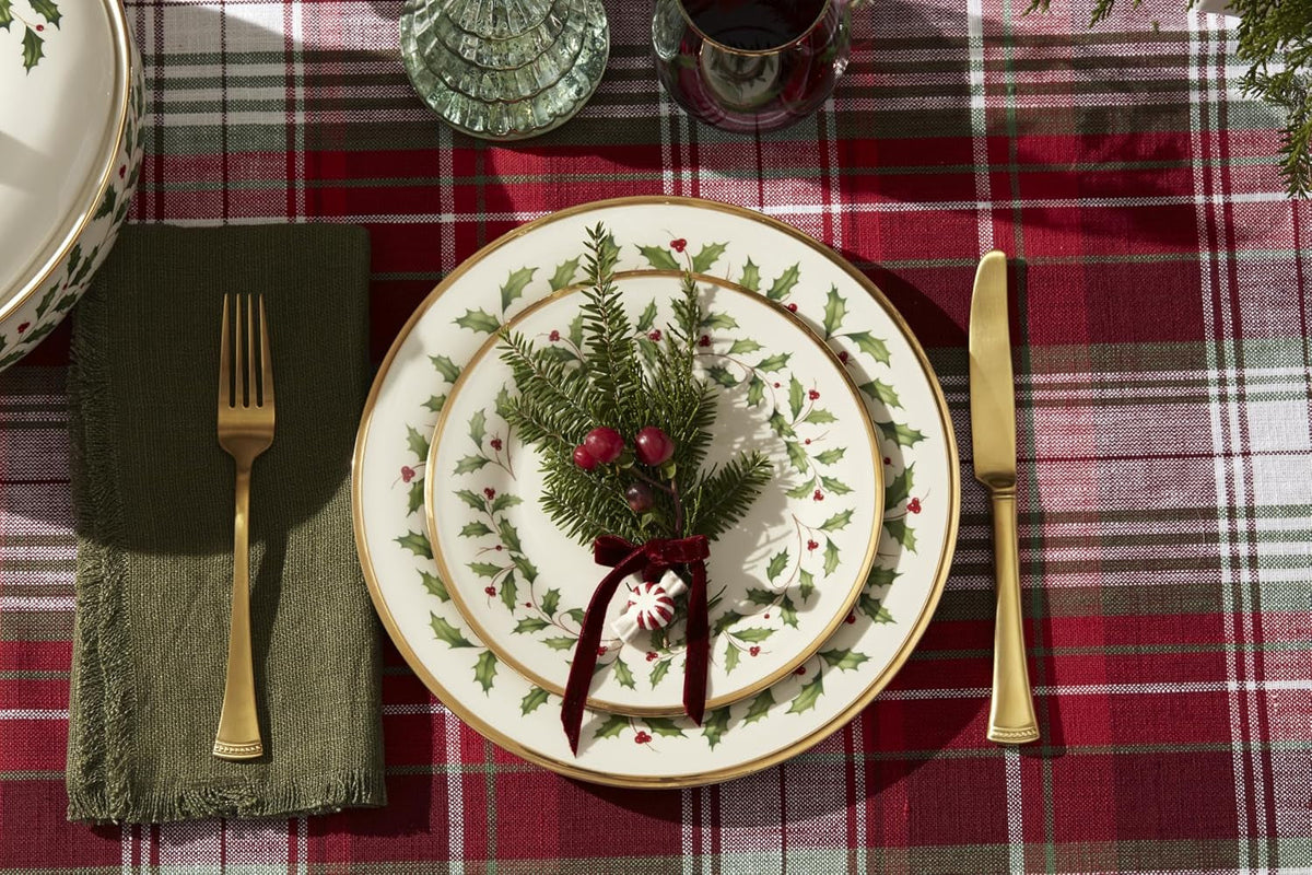 holiday-christmas-porcelain-18-piece-dinnerware-set-for-6