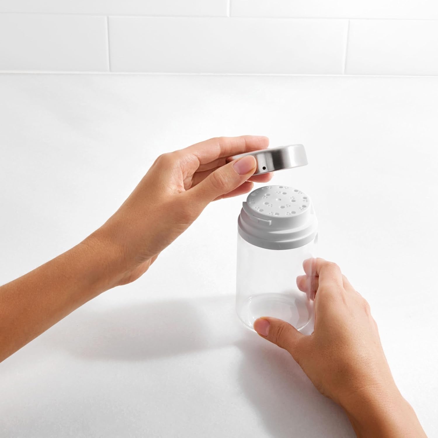 oxo-good-grips-adjustable-shaker