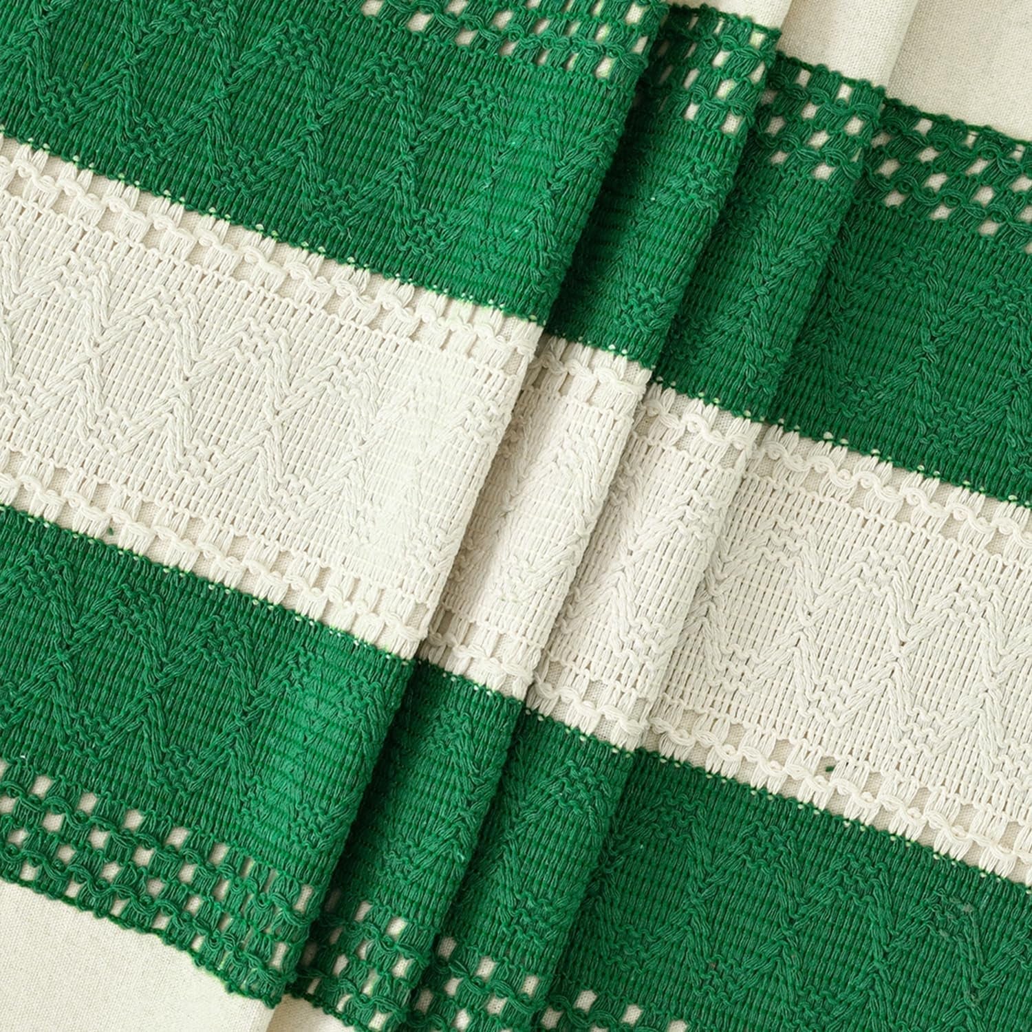 dark-green-table-cloth-heavy-weight-60-104-inch-rectangular