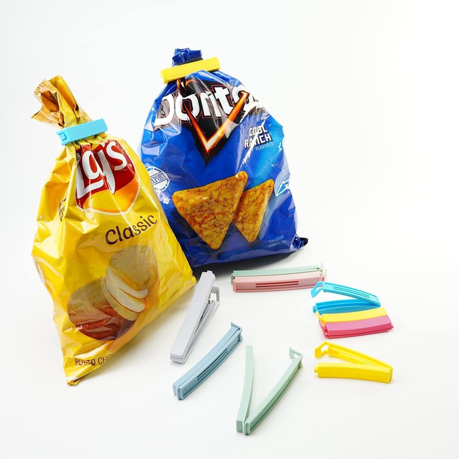 32-pcs-plastic-chip-clips-for-food-packages-curved-design-sealing-bag-clips-for-food-kitchen-and-home-2-sizes4-3inch-x-20-3-1inch-x-12