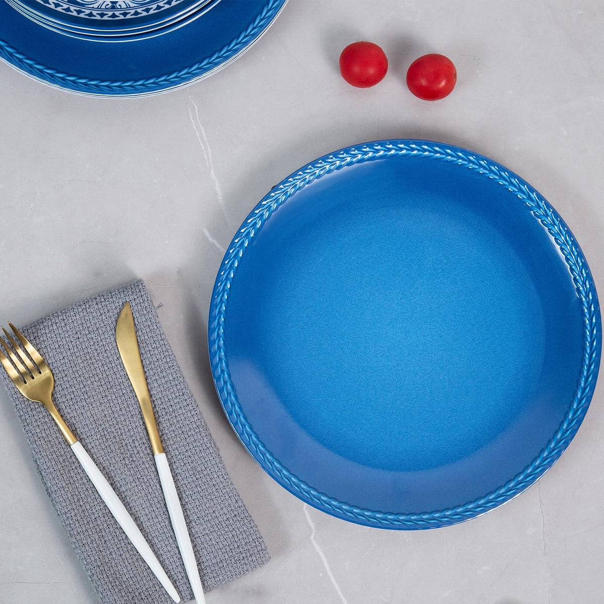 melamine-dinnerware-set-12pcs-outdoor-and-indoor-plates-and-bowls-set-service-for-4-dishwasher-safe-blue-flower