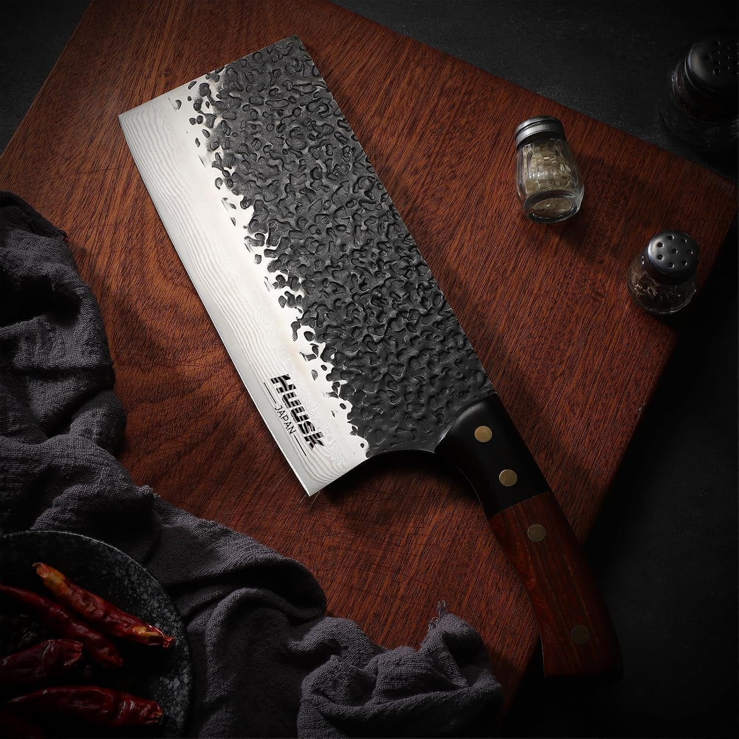 meat-cleaver-chopping-knife-butcher-knife-with-forged-texture