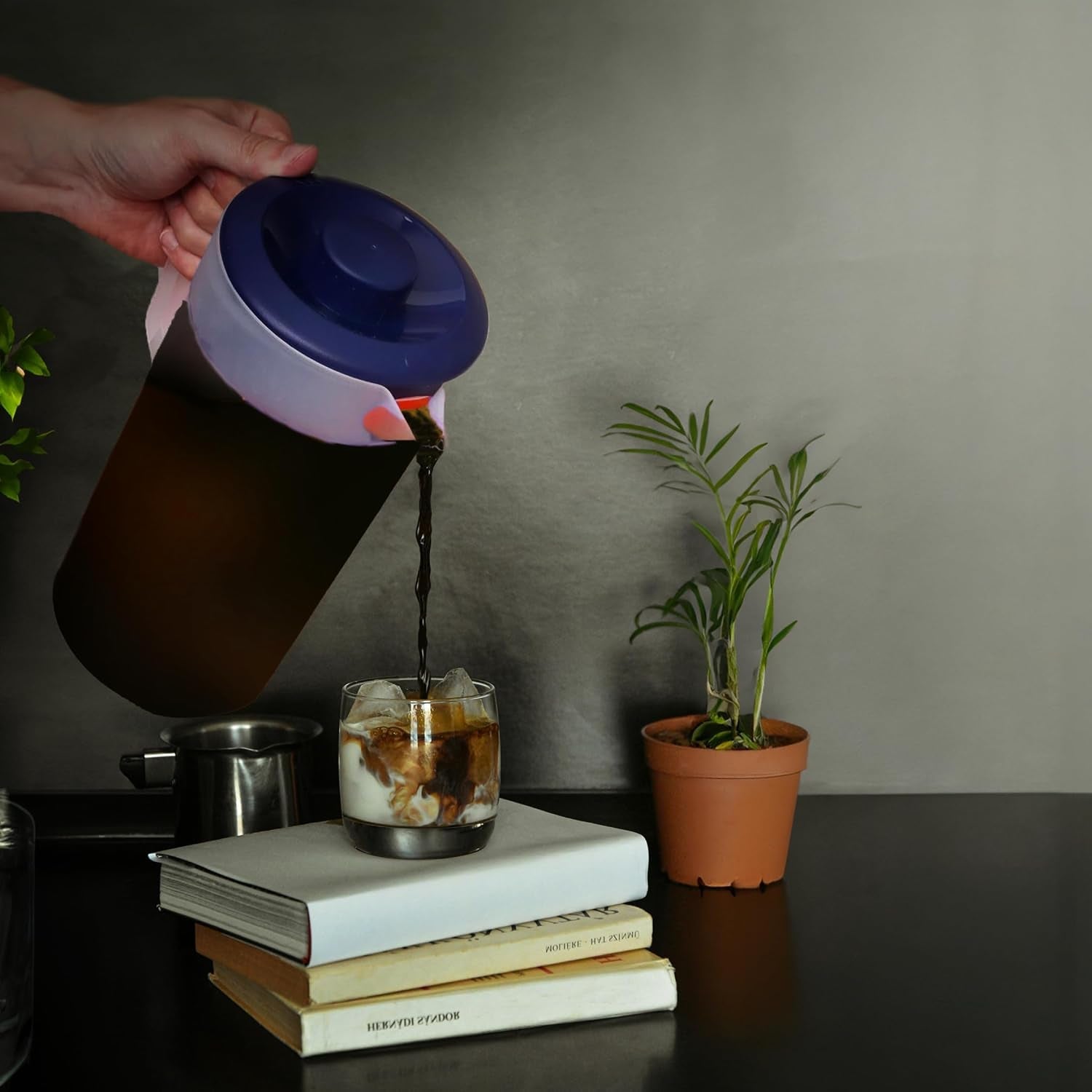 water-pitcher-with-lid-1-gallon-pitcher-bpa-free-phthalate-free-navy-freezer-dishwasher-safe