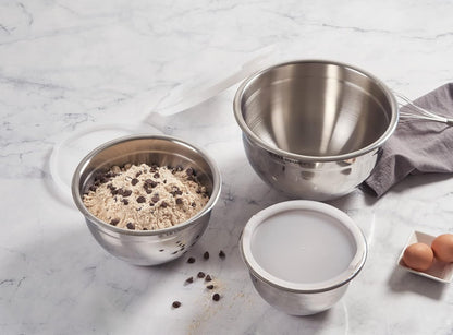Le Creuset Stainless Steel Nested Mixing Bowls with Plastic Lids, Set of 37
