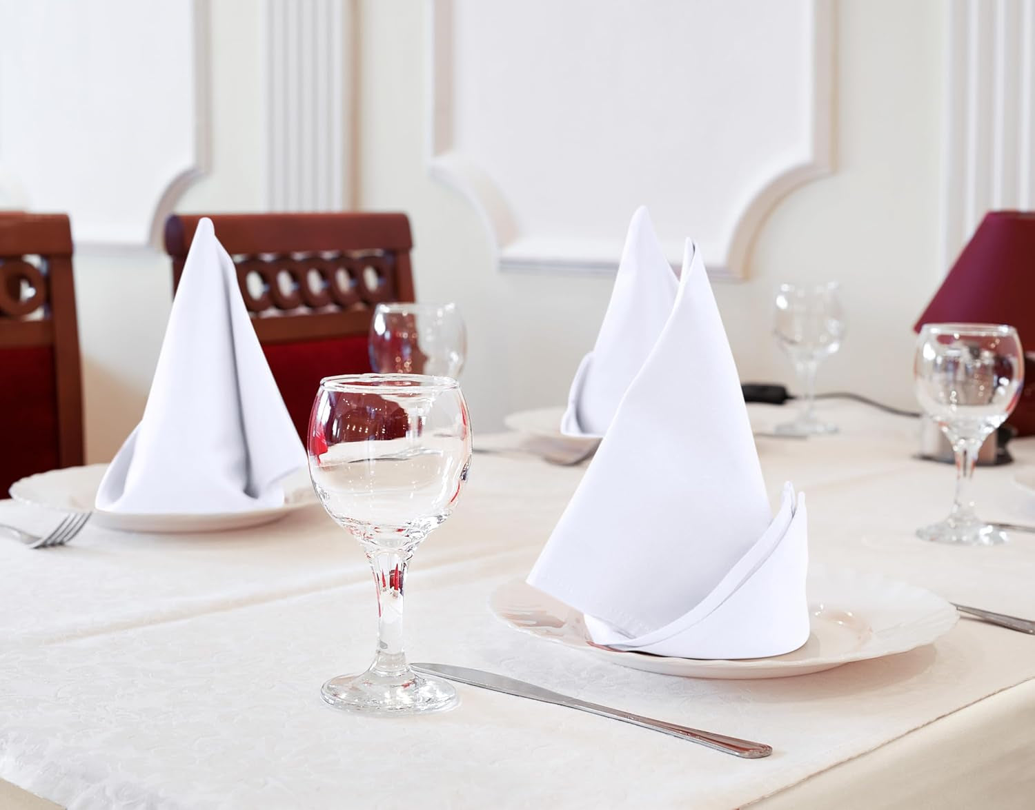 bulk-pack-288-hotel-cloth-napkins-18x18-wrinkle-resistant-white