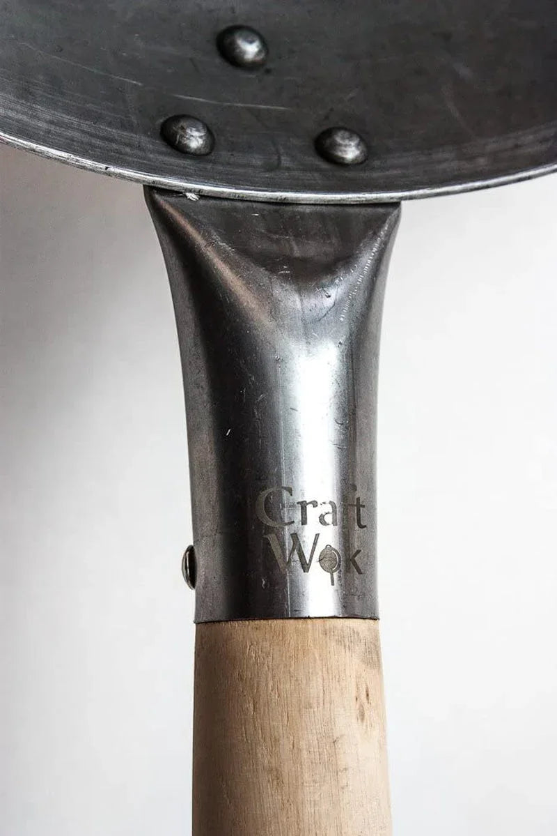 big-16-inch-heavy-hand-hammered-carbon-steel-pow-wok-with-wooden-and-steel-helper-handle-round-bottom-731w138