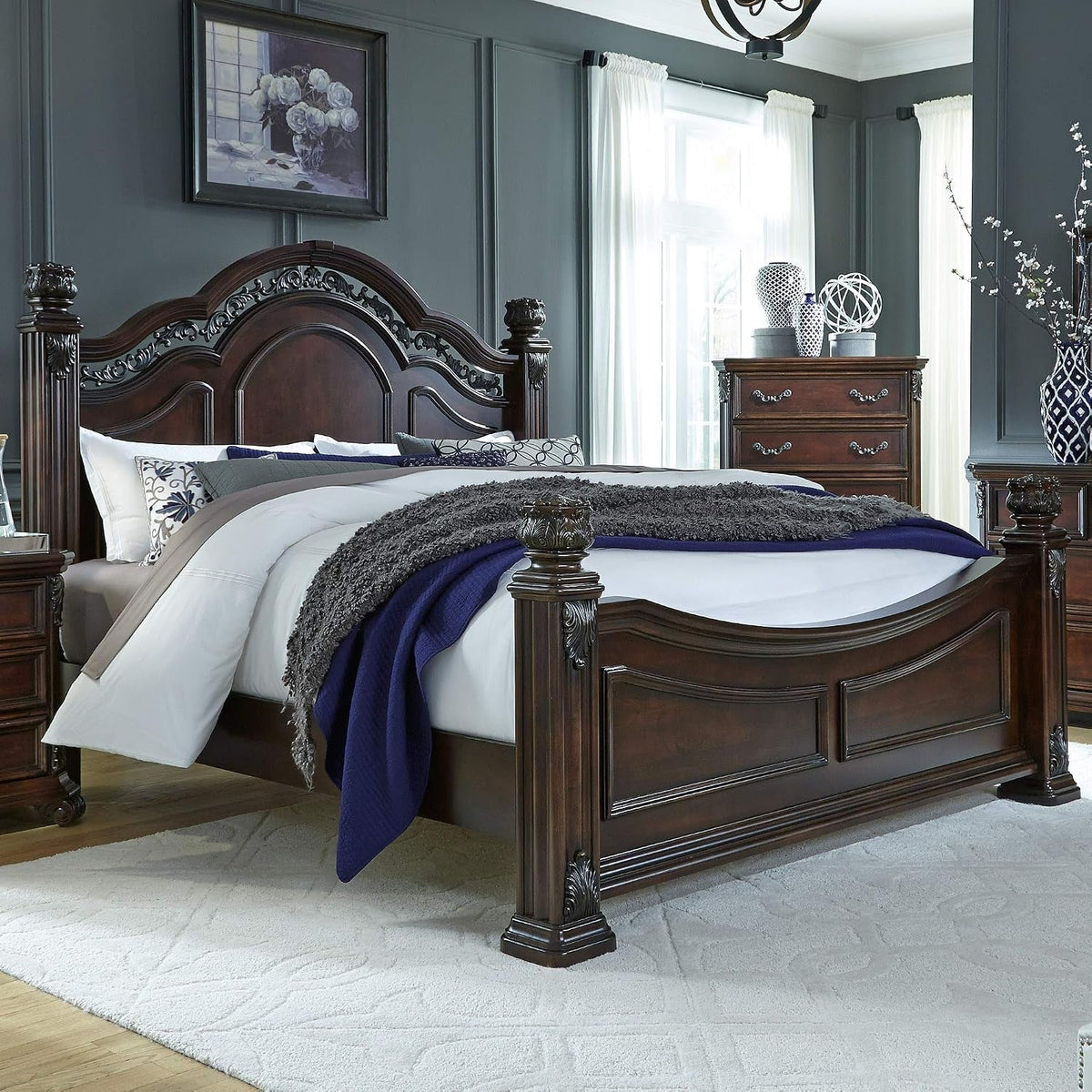 messina-estates-california-king-poster-bed