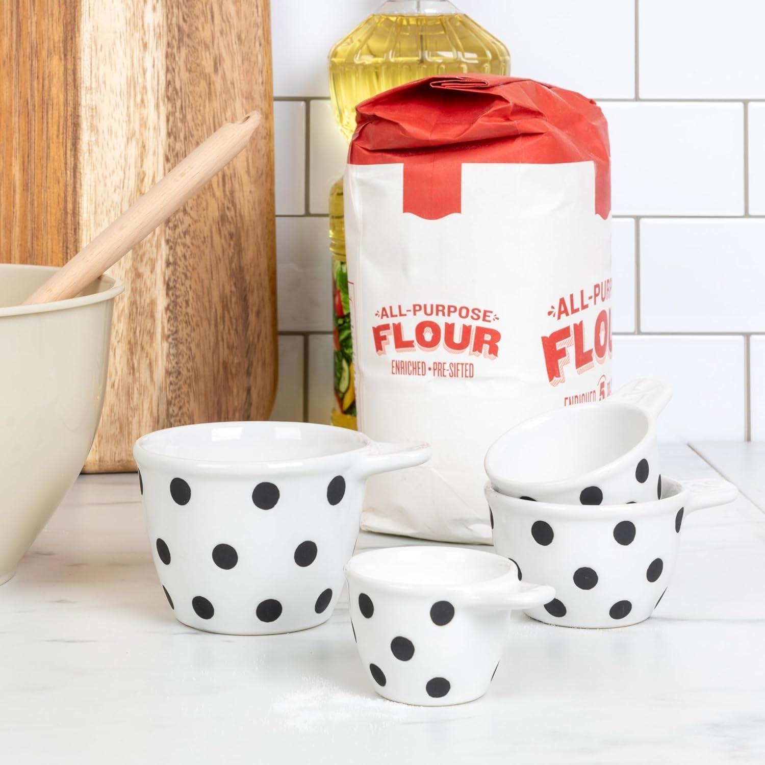 creative-co-op-ceramic-measuring-cups-with-polka-dots-set-of-4-sizes-black-and-white