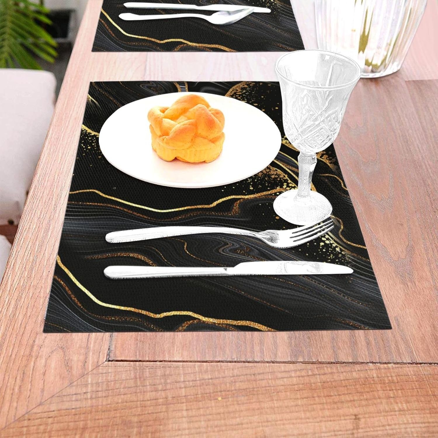 black-gold-marble-texture-placemats-set-of-4-black-table-mats