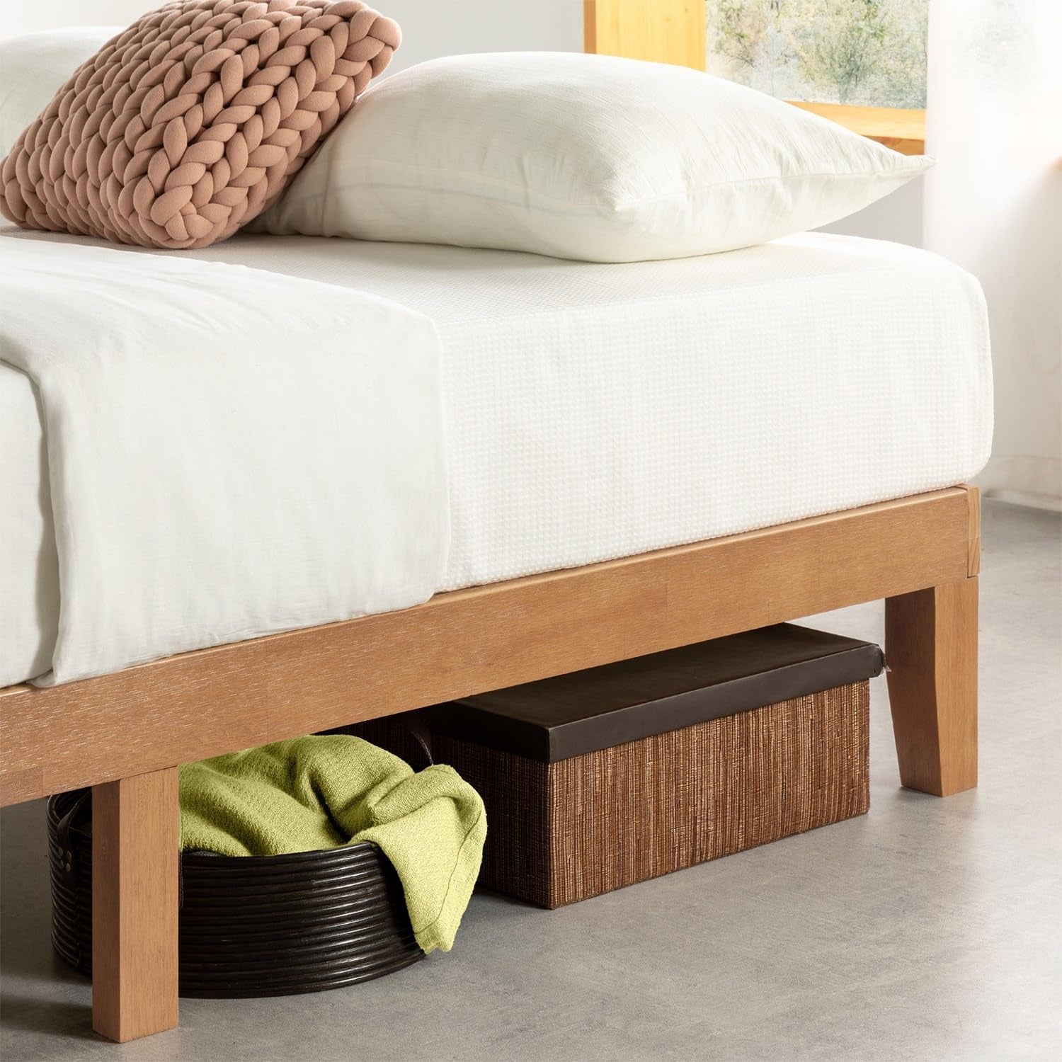 naturalista-classic-12-inch-solid-wood-platform-bed-with-wooden-slats-no-box-spring-needed-easy-assembly-queen-pine