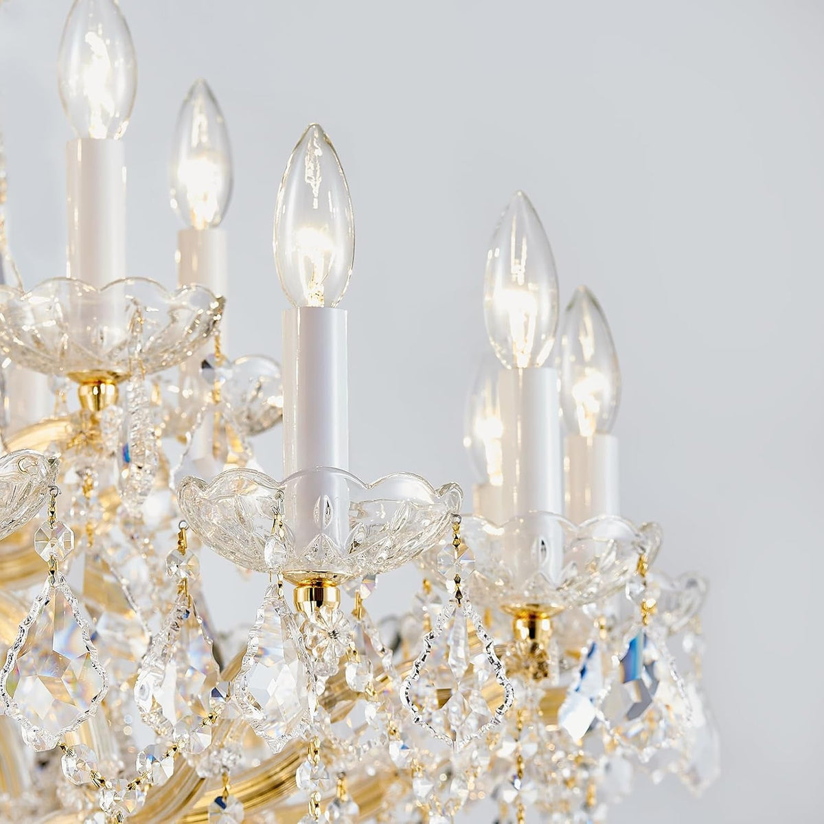 gold-large-crystal-chandelier-24-light-chandelier-light-fixture-modern-maria-theresa-crystal-chandeliers-light-for-foyer-entryway-staircase-high-ceiling-living-dining-room