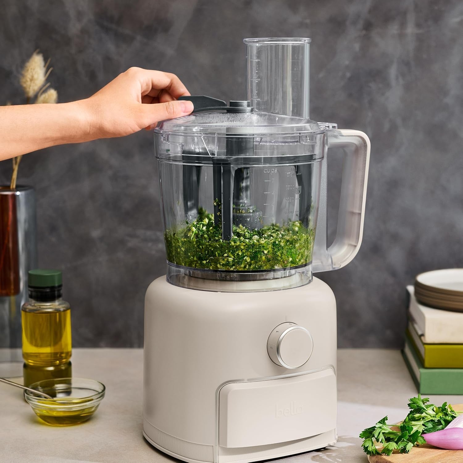 chop-deluxe-10-cup-food-processor-with-built-in-storage-oatmilk