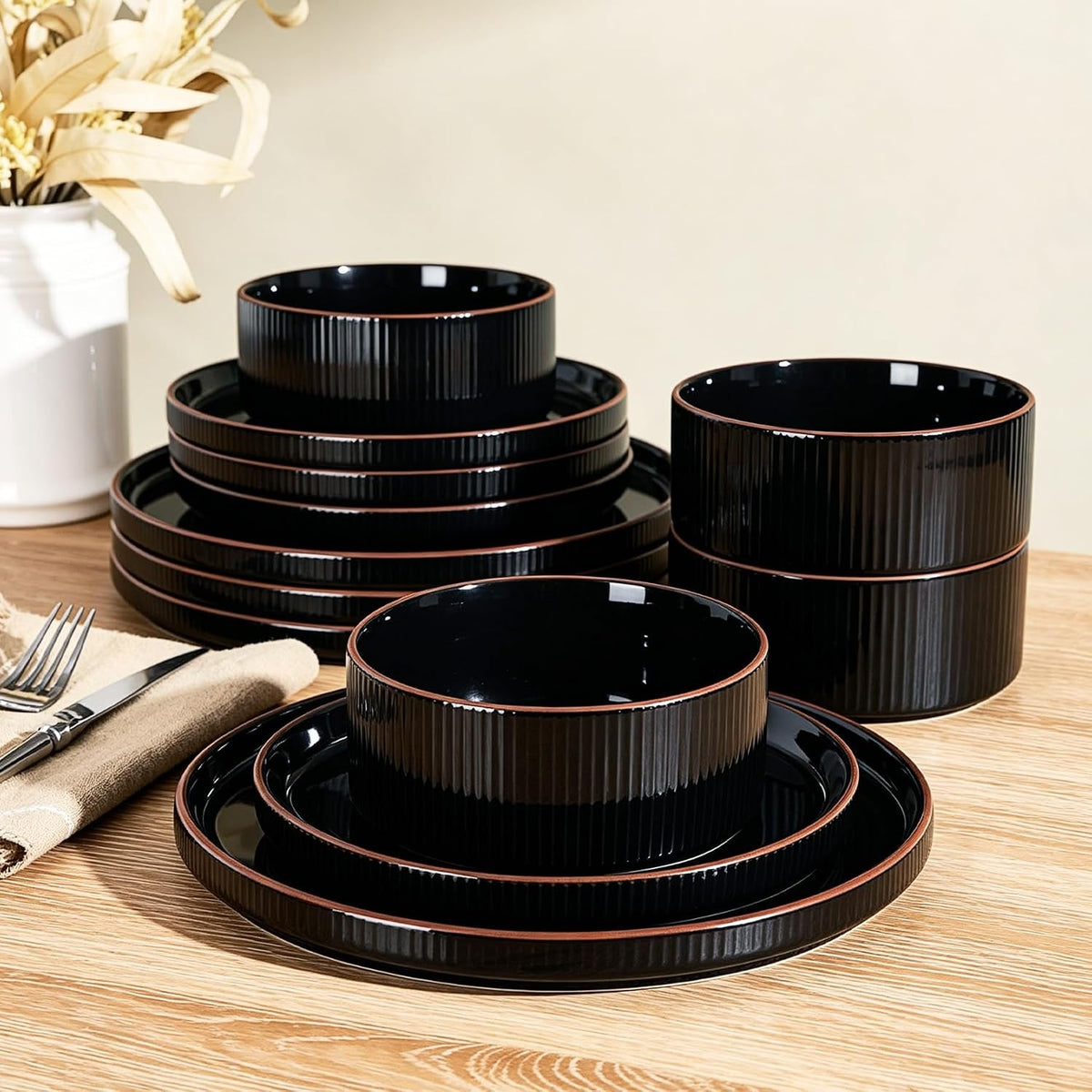 line-porcelain-dinnerware-set-dish-set-for-4-black