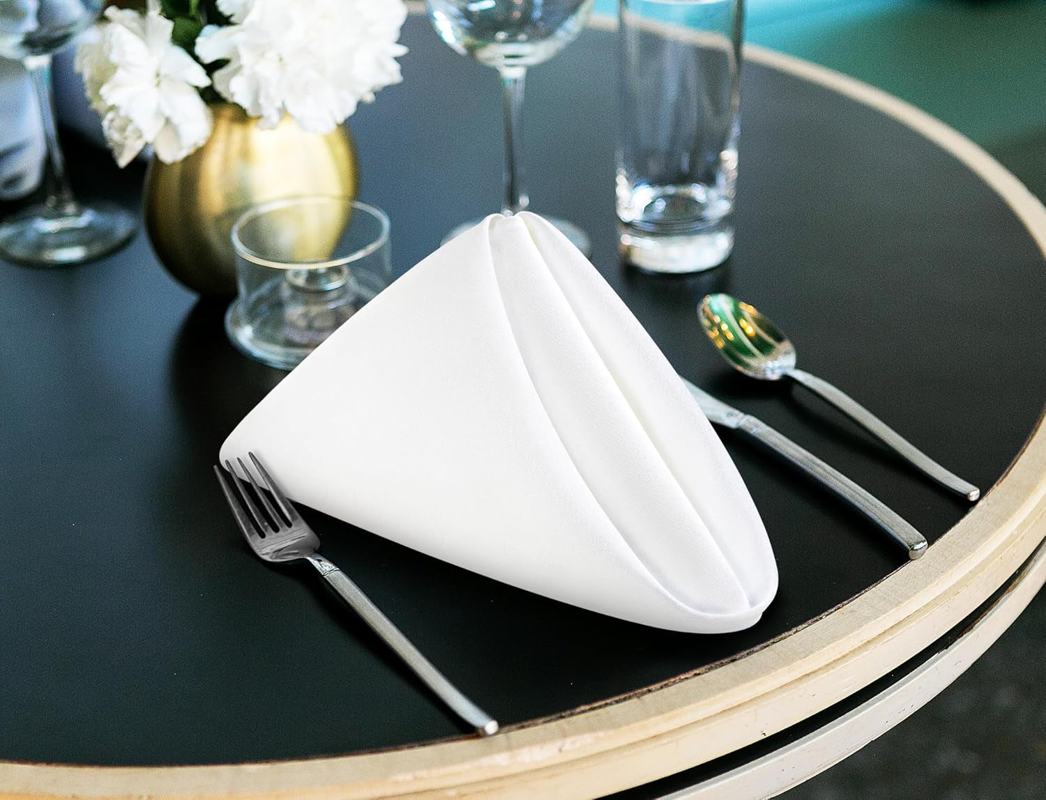 bulk-288-pack-hotel-cloth-napkins-20-x-20-wrinkle-resistant-white