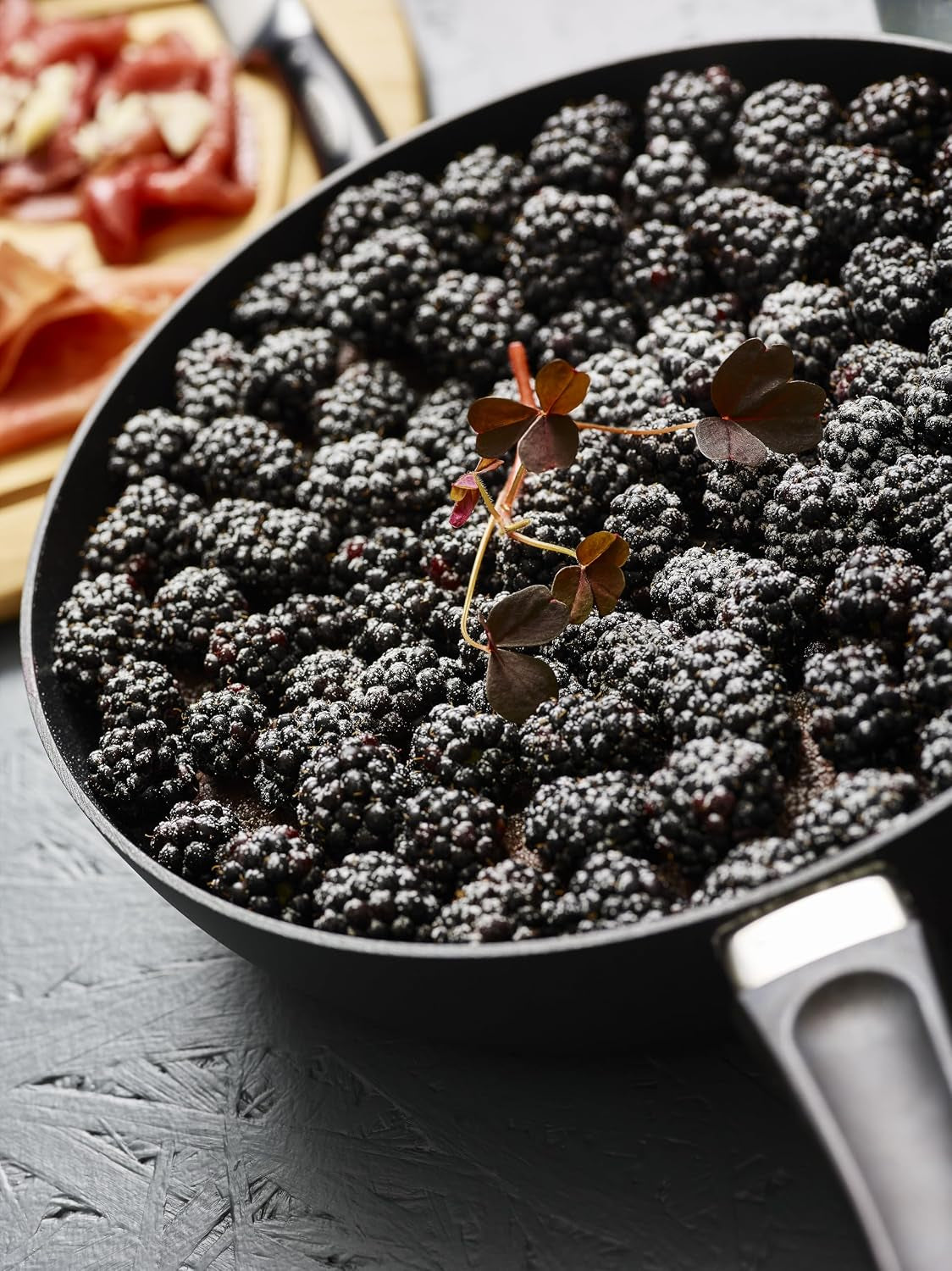 8-inch-fry-pan-non-induction-black