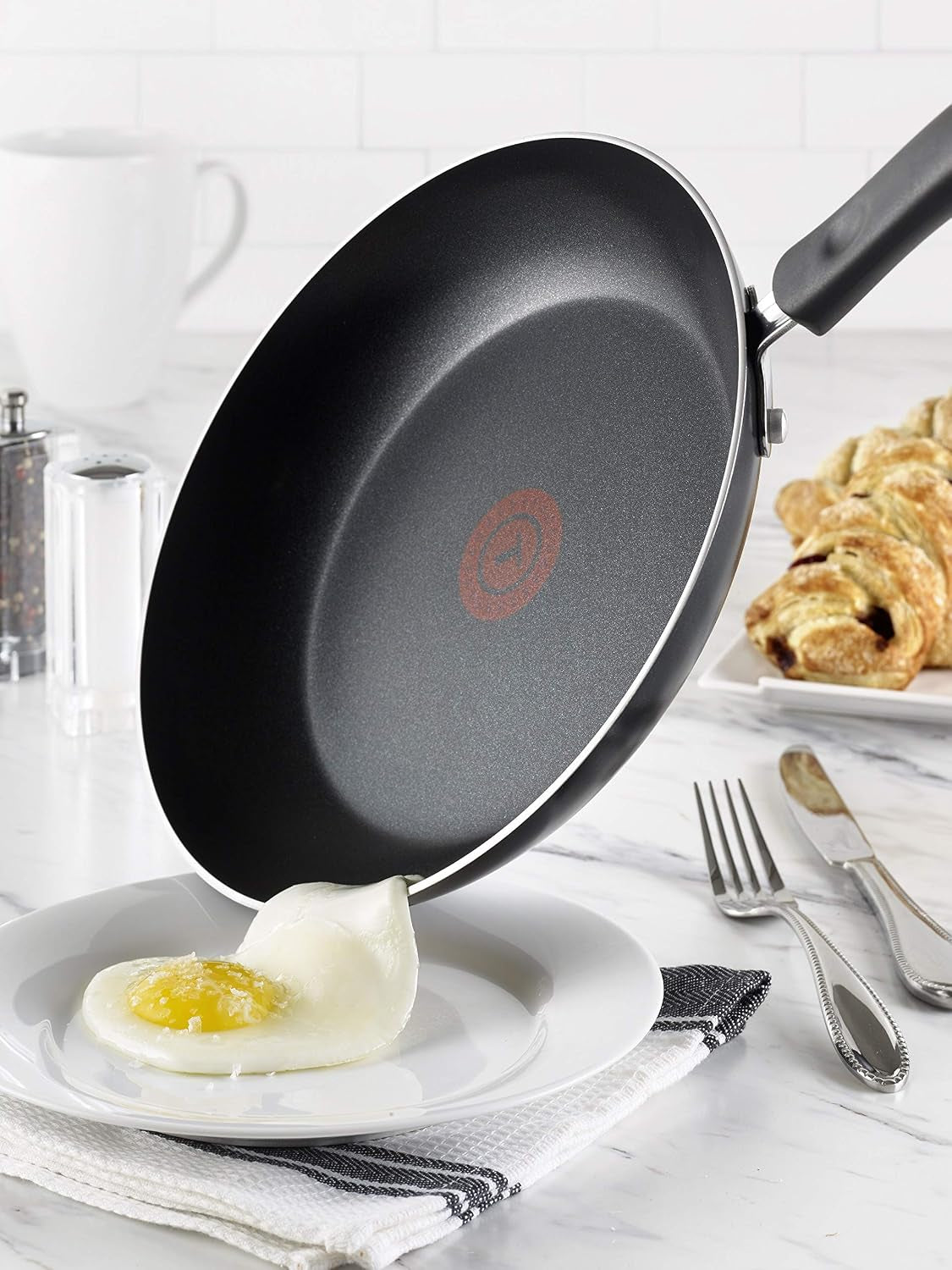everything-in-kitchen-total-nonstick-diswasher-safe-pots-and-pans-cookware-set-20-pc-black