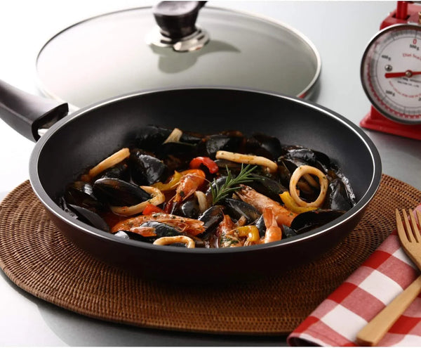 '- Blooming Flower Frying Pan, with Teflon Platinum Non-Stick Coating (PFOA Free) / Ceramic Coated Outside/Induction Ready (11 in / 28 Cm)7