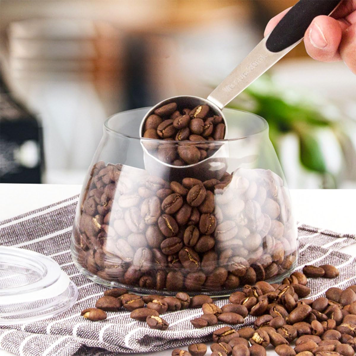 2-pcs-1-8-cup-stainless-steel-measuring-scoops-coffee-measuring-scoop-30ml-small-coffee-scoop-measuring-cup-with-black-silicone-handle-large-capacity-and-comfortable-hand-feeling-tablespoon