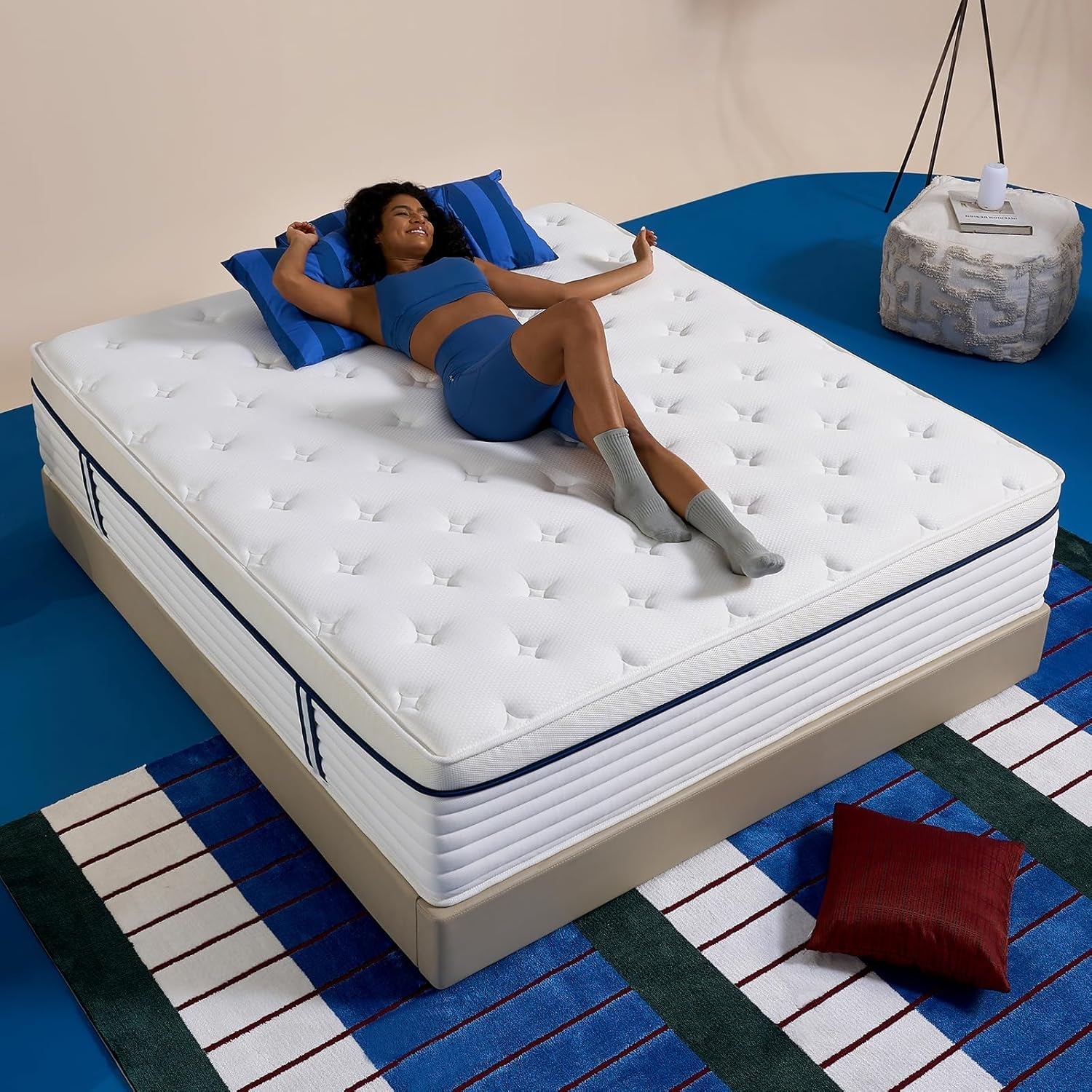 12-inch-queen-size-mattress-in-a-box-medium-firm-mattress-of-cooling-gel-memory-foam-individual-pocket-coils-for-motion-isolation-pressure-relief-certipur-us-certified