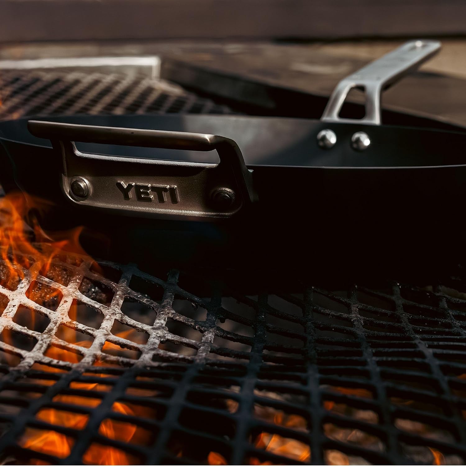 carbon-steel-skillet-10-pre-seasoned-nonstick-rust-resistant-use-on-stovetop-oven-grill-or-campfire