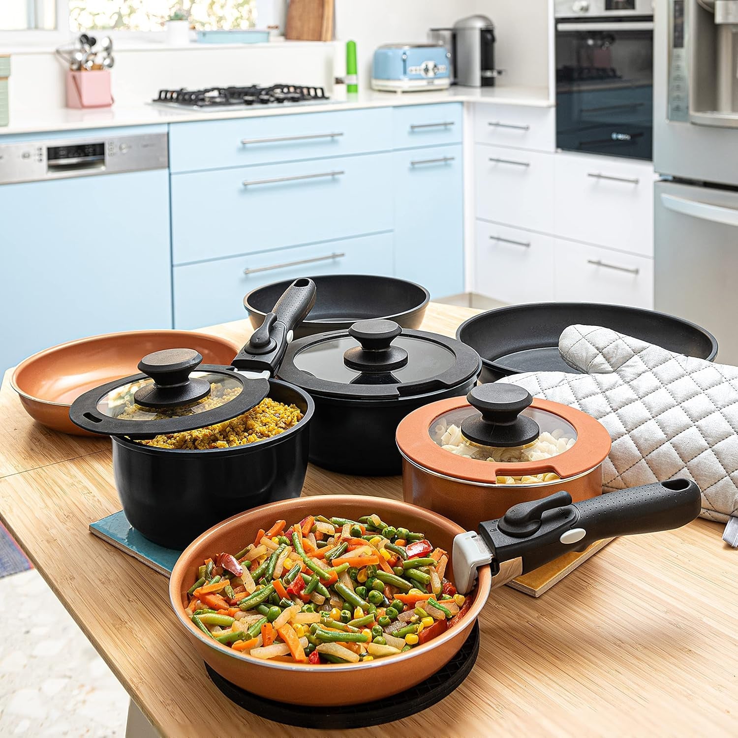 10pcs-nonstick-cookware-pans-with-removable-handles-space-saving-pots-and-pans-with-removable-handles-rv-pots-and-pans-set-for-camping-oven-and-induction-ready