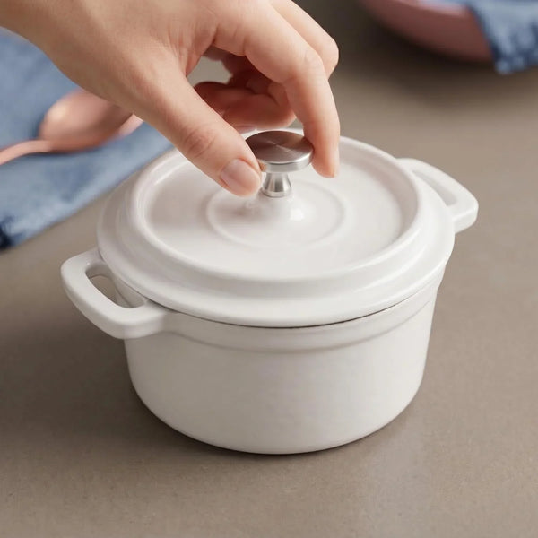 Mini Cocotte 16 Oz Mini Dutch Oven 0.5 Qt. Cast Iron Garlic Roaster for Oven Garlic Confit Pot Ramekins with Lids Oven Safe Set of 2, White2