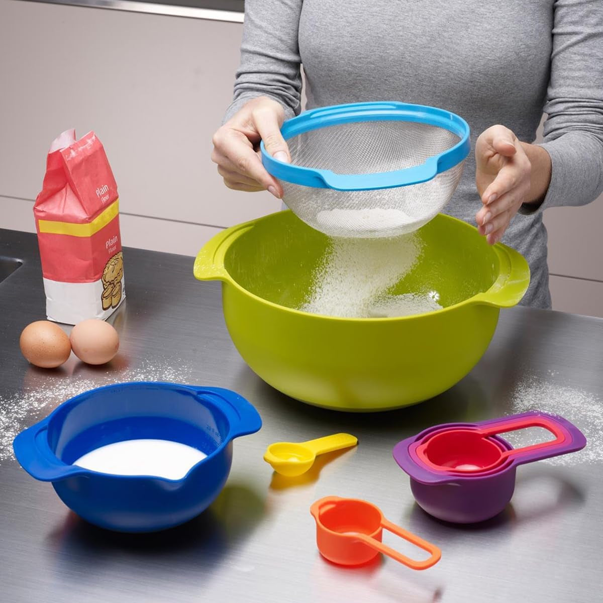 joseph-joseph-nest-9-plus-9-piece-compact-food-preparation-set-with-mixing-bowls-measuring-cups-sieve-and-colander-multicolor