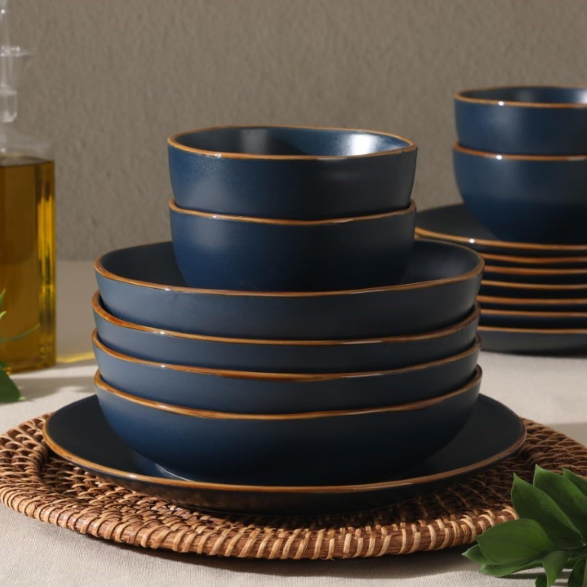 hazeltine-16-piece-navy-blue-stoneware-dinnerware-set-plates-and-bowls-durable-ceramic-kitchen-dinner-set