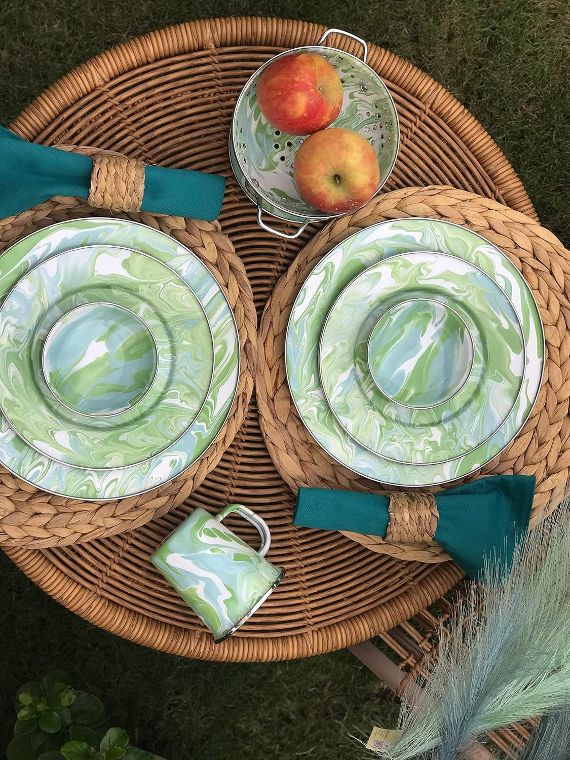 enamelware-nested-mixing-bowls-with-lids-set-of-3-modern-monet