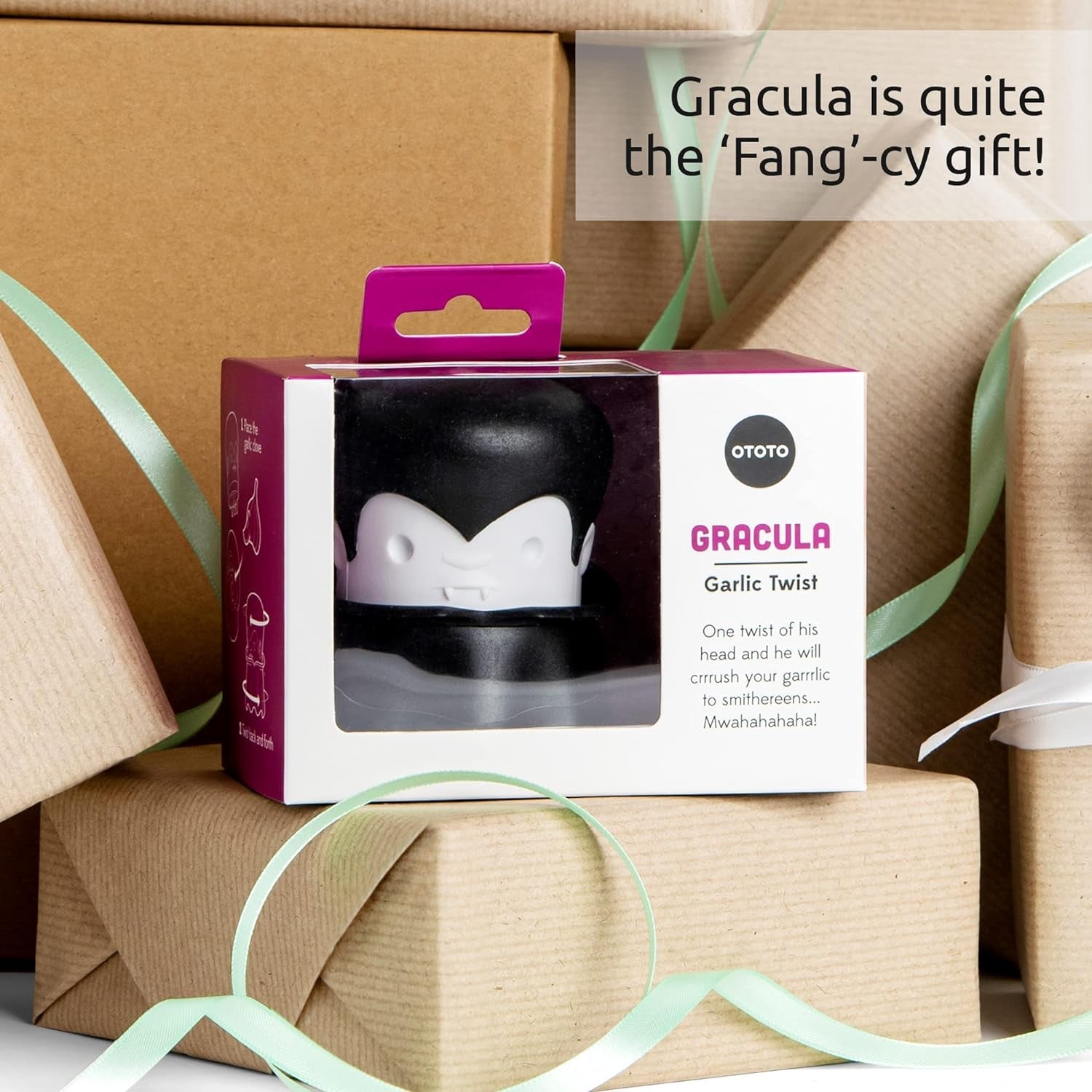gracula-garlic-press-garlic-crusher-garlic-mincer-also-for-ginger-nuts-chili-herbs-twist-top-mincer-easy-squeeze-manual-press-peeler-goth-gifts