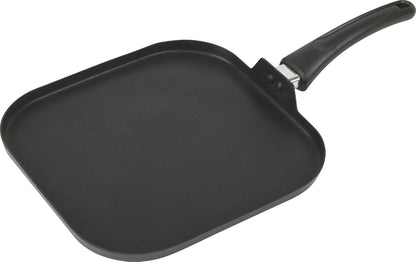 11-Inch Square Griddle Pan, Nonstick Aluminum Frying Pan, Even Heating, Ergonomic Handle, Perfect for Eggs, Bacon, and Breakfast, Small Griddle Pan, Durable Black Finish1