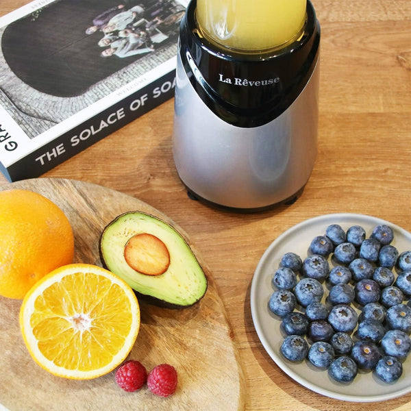 Smoothies Blender Personal Size 300 Watts with 18 Oz Bpa-Free Portable Travel Sports Bottle, Silver8