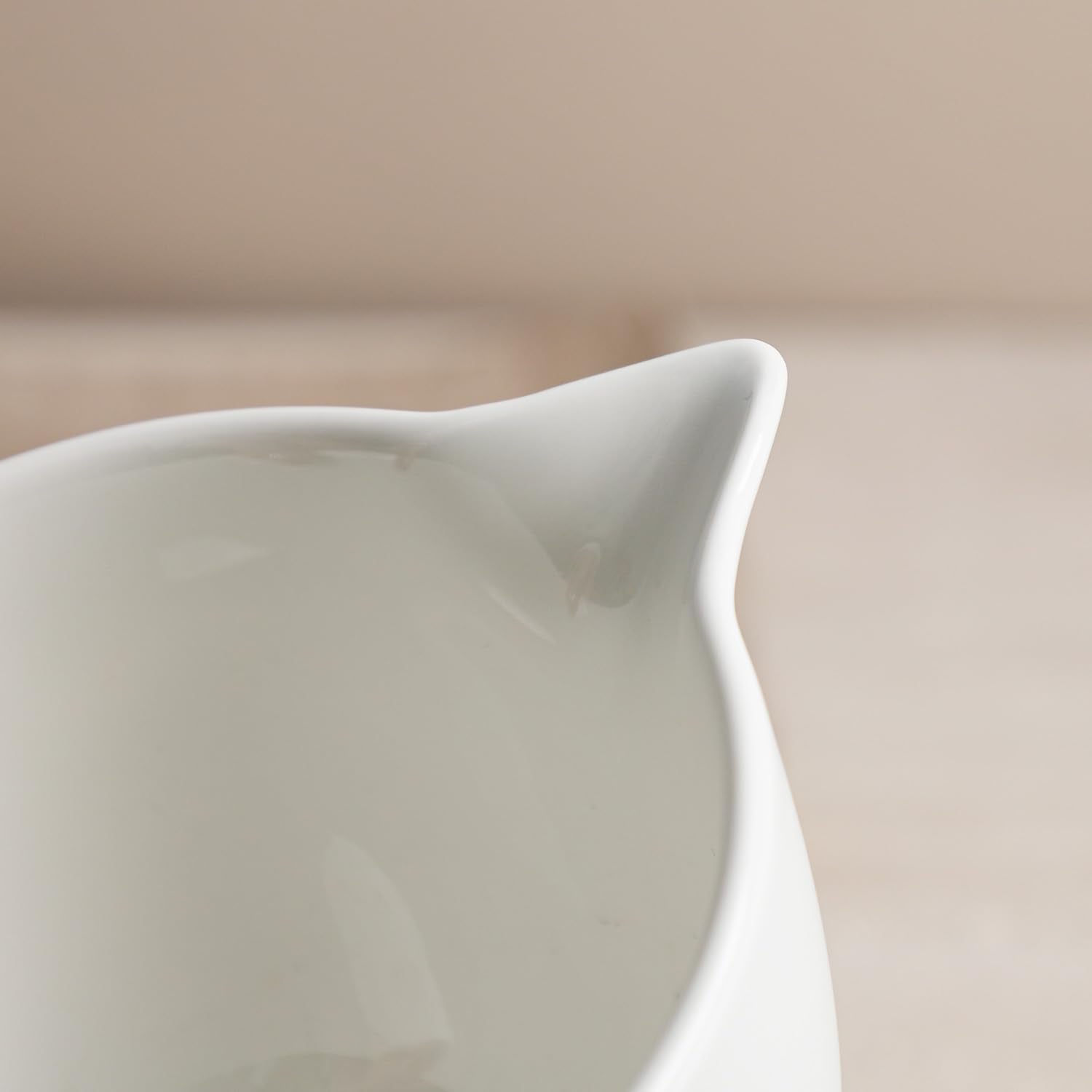 simple-solid-color-kitchen-ceramic-mixing-bowl-1-quart-large-bowl-with-pouring-spout-and-handle