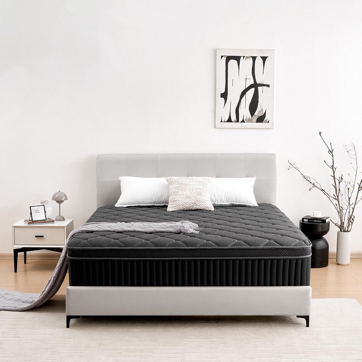 queen-mattress-12-inch-hybrid-queen-size-mattress-in-a-box-soft-and-breathable-fabric-medium-firm-low-motion-transfer-strong-edge-support