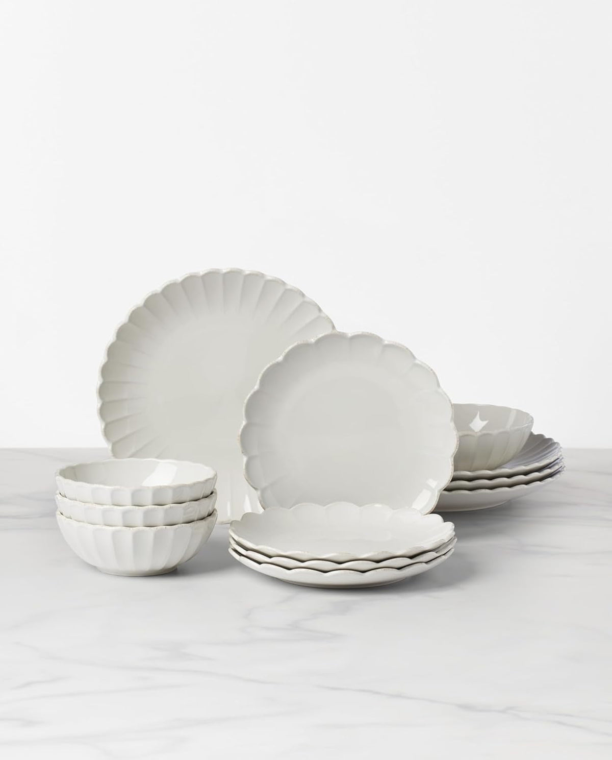 french-perle-scallop-white-dinnerware-set-with-accent-plates