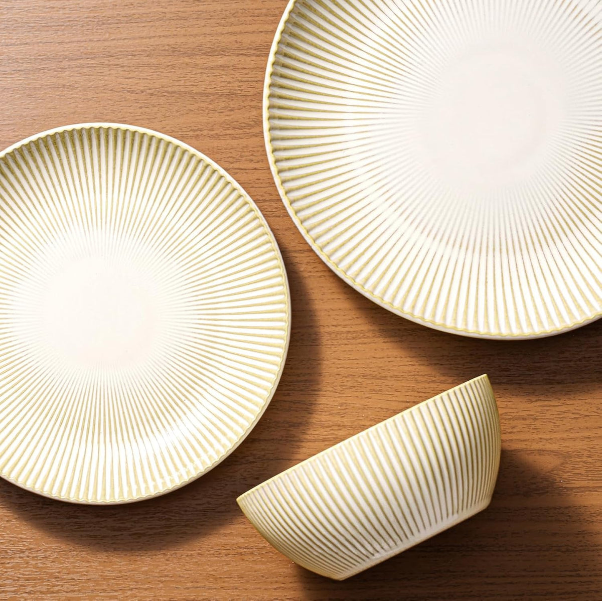 18-piece-stoneware-dinnerware-set-beige-reactive-glaze-for-6