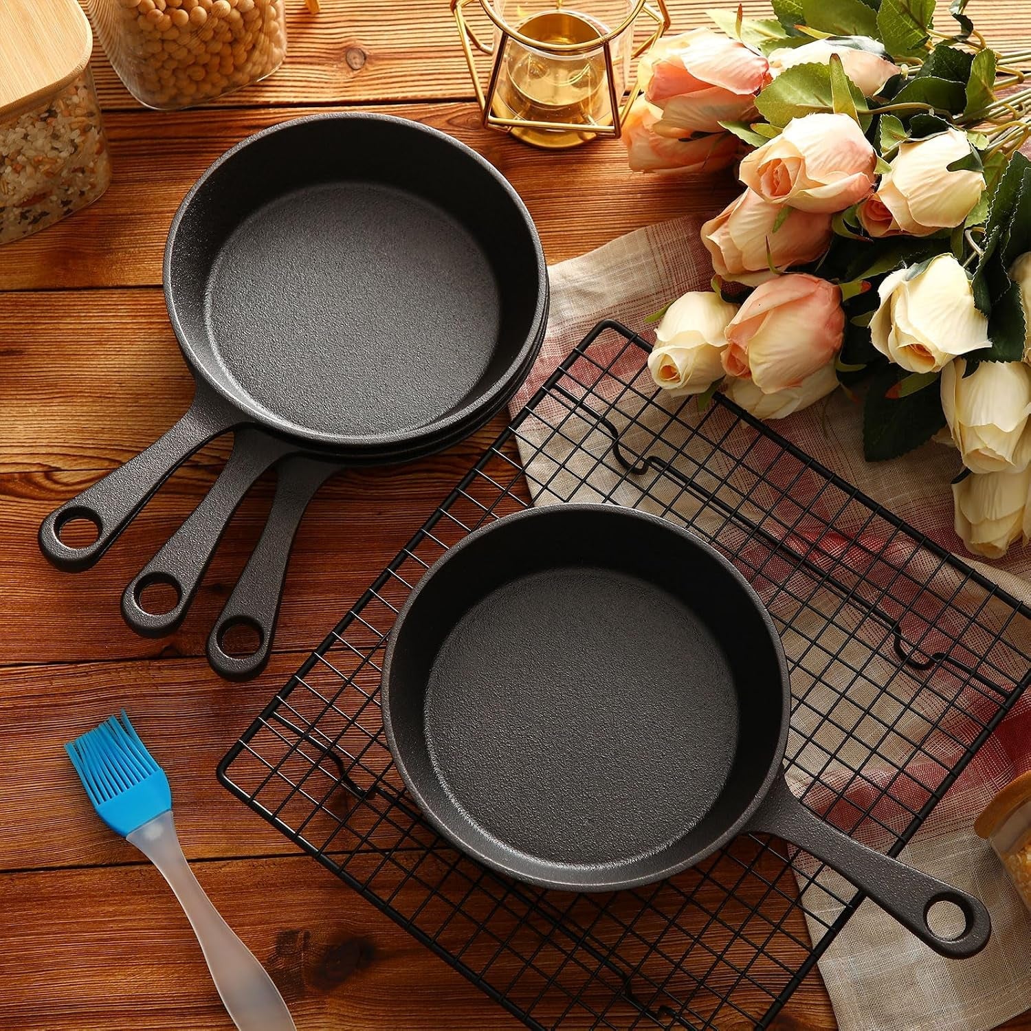10-sets-4-inches-cast-iron-skillets-mini-black-iron-nonstick-frying-pan-small-sizzling-plate-egg-pan-cast-pot-bundle-with-oil-brush-for-indoor-and-outdoor-restaurant-kitchen-small-sizzling-plate-indoor-outdoor-cooking-egg-pan-bundle-with-brush-individual-serving-dishes-for-restaurant-kitchen
