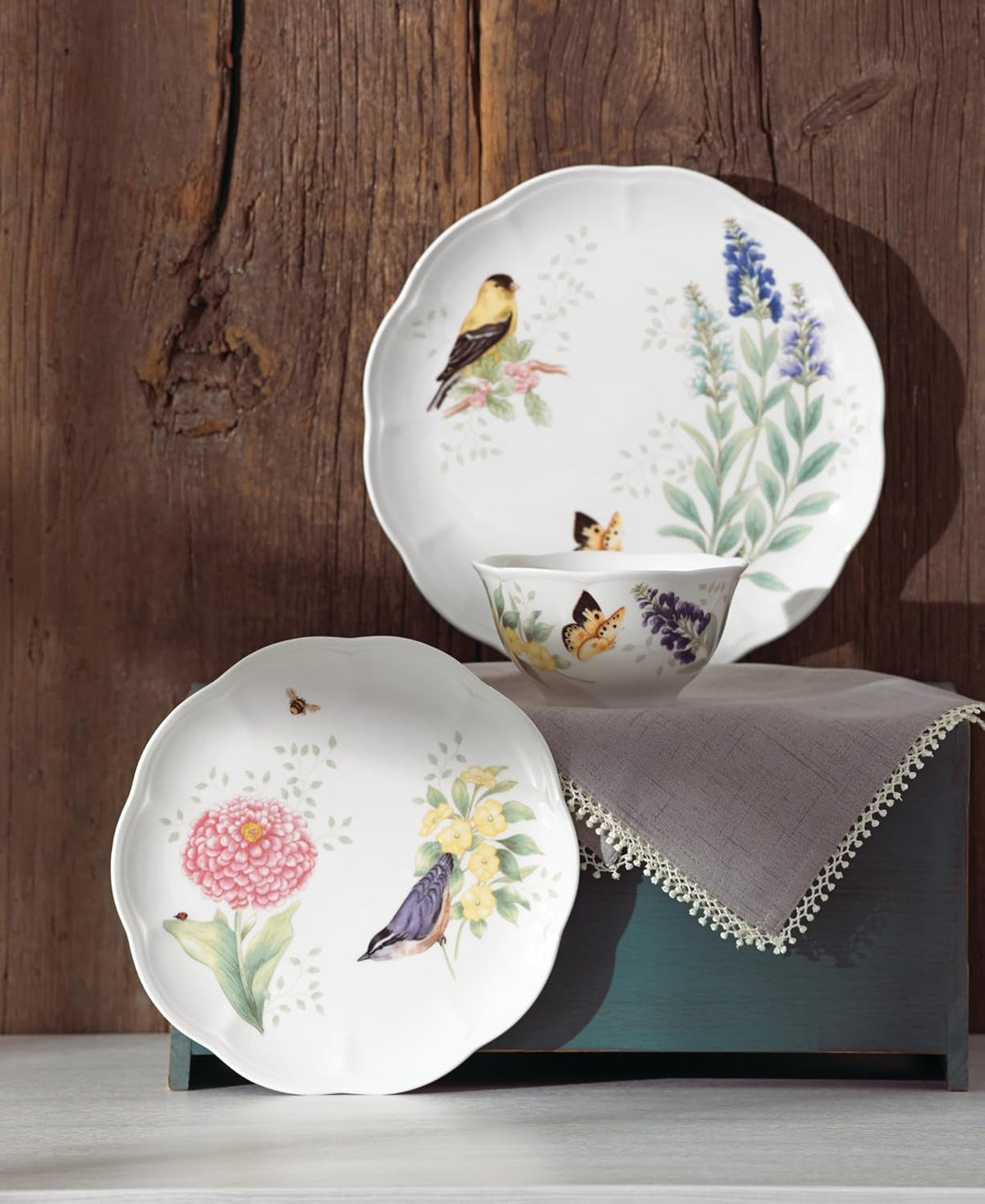 butterfly-meadow-flutter-porcelain-12-piece-dinnerware-set-for-4