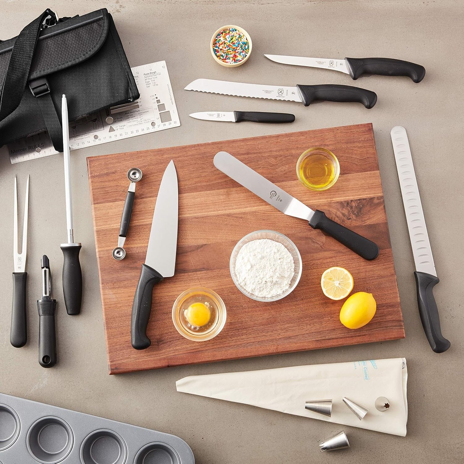 partners-in-education-23-piece-millennia-culinary-school-kit-black