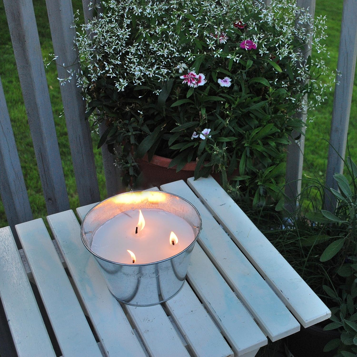 citronella-candle-bucket-for-outdoors-triple-wick-galvanized-metal