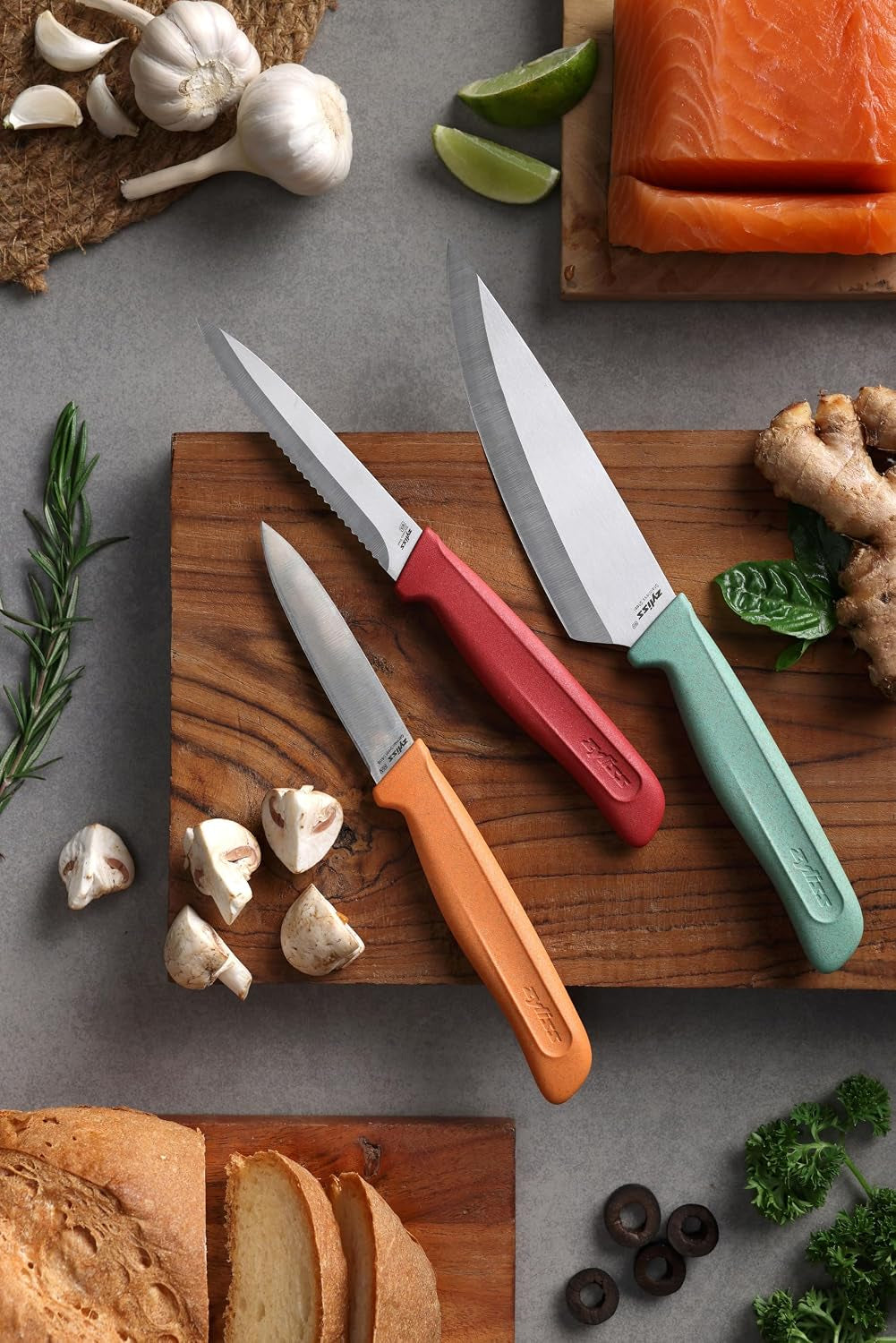 classic-3-piece-knife-set-sharp-stainless-steel-non-slip-soft-grip-handles-3-x-professional-kitchen-knives-with-protection-covers-dishwasher-safe