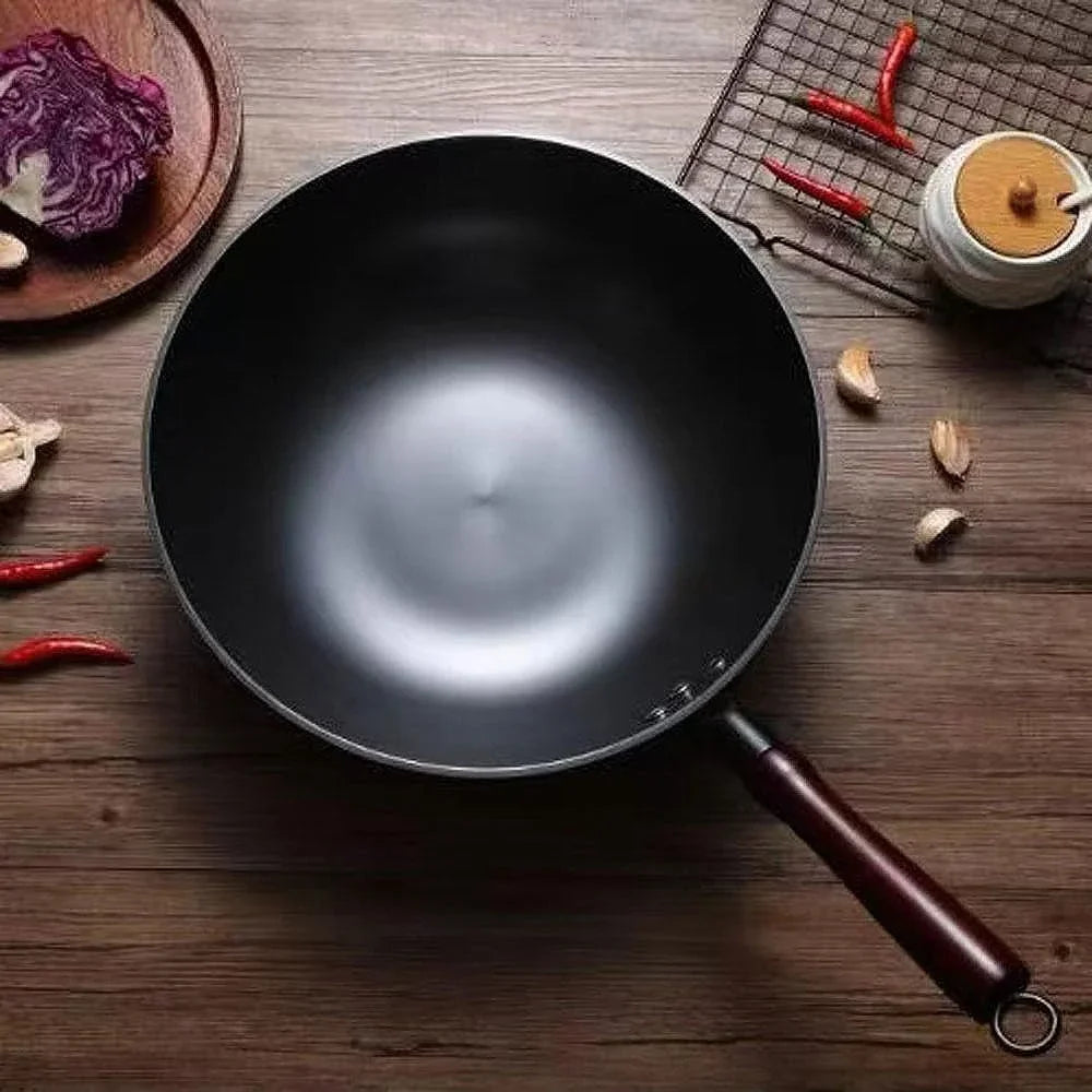 cast-iron-wok-12-6-inch-flat-bottom-pre-seasoned-chinese-fry-pan-with-wooden-handle-non-stick-coating-free-for-gas-induction-electric-stovetops