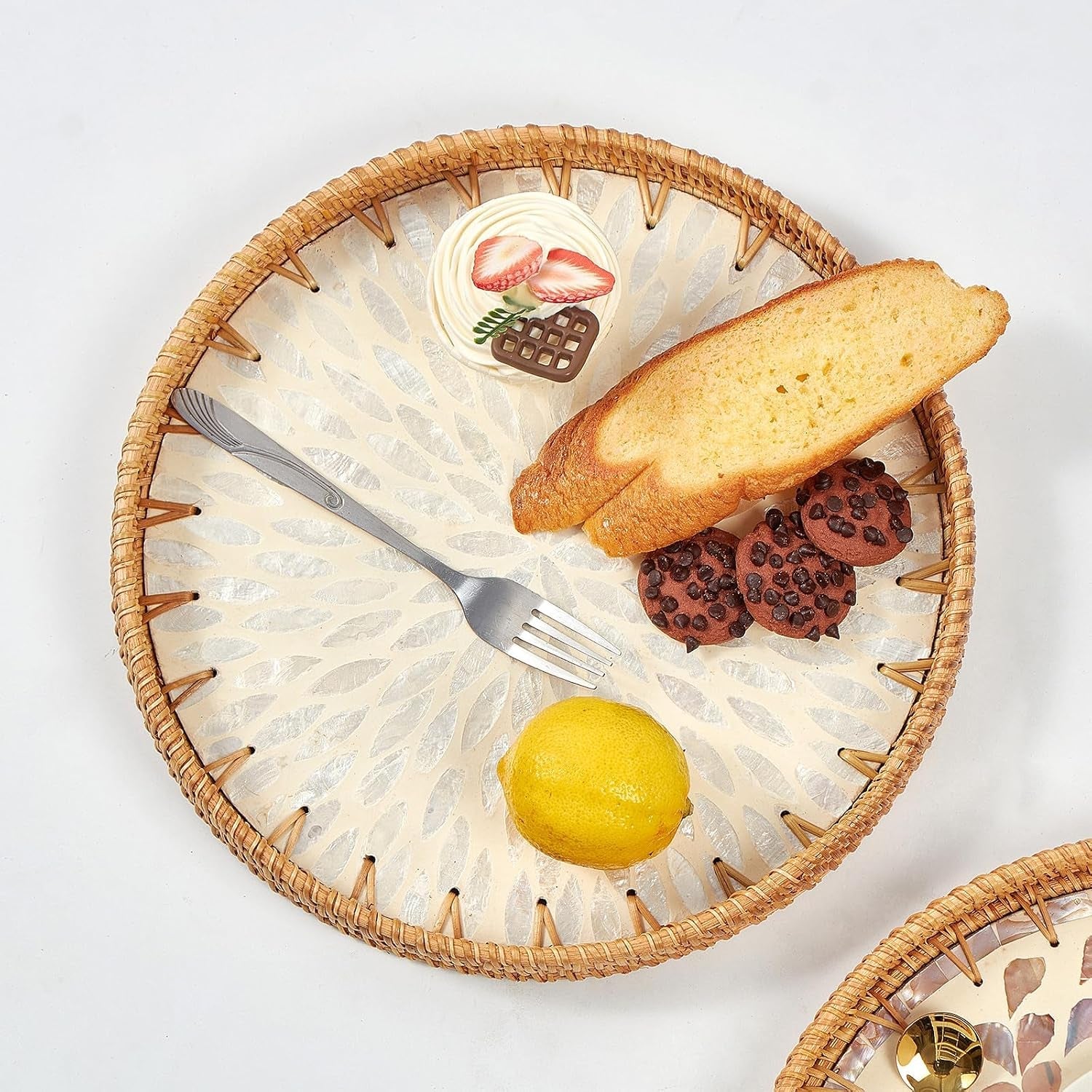 round-rattan-tray-with-mother-of-pearl-inlay-rattan-serving-tray-with-wooden-base-decorative-wicker-basket-for-table-decor-storage-and-display-of-coffee-bread-food-fruit-leaf-2