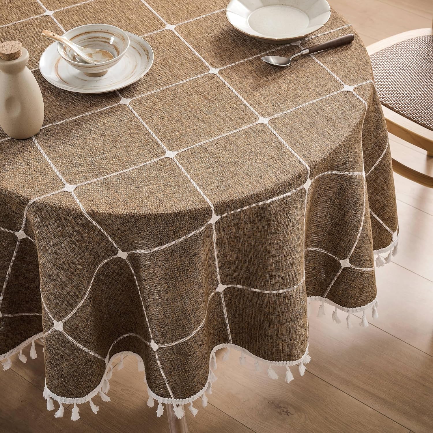 boho-round-grid-tablecloth-with-tassels-caramel-52in