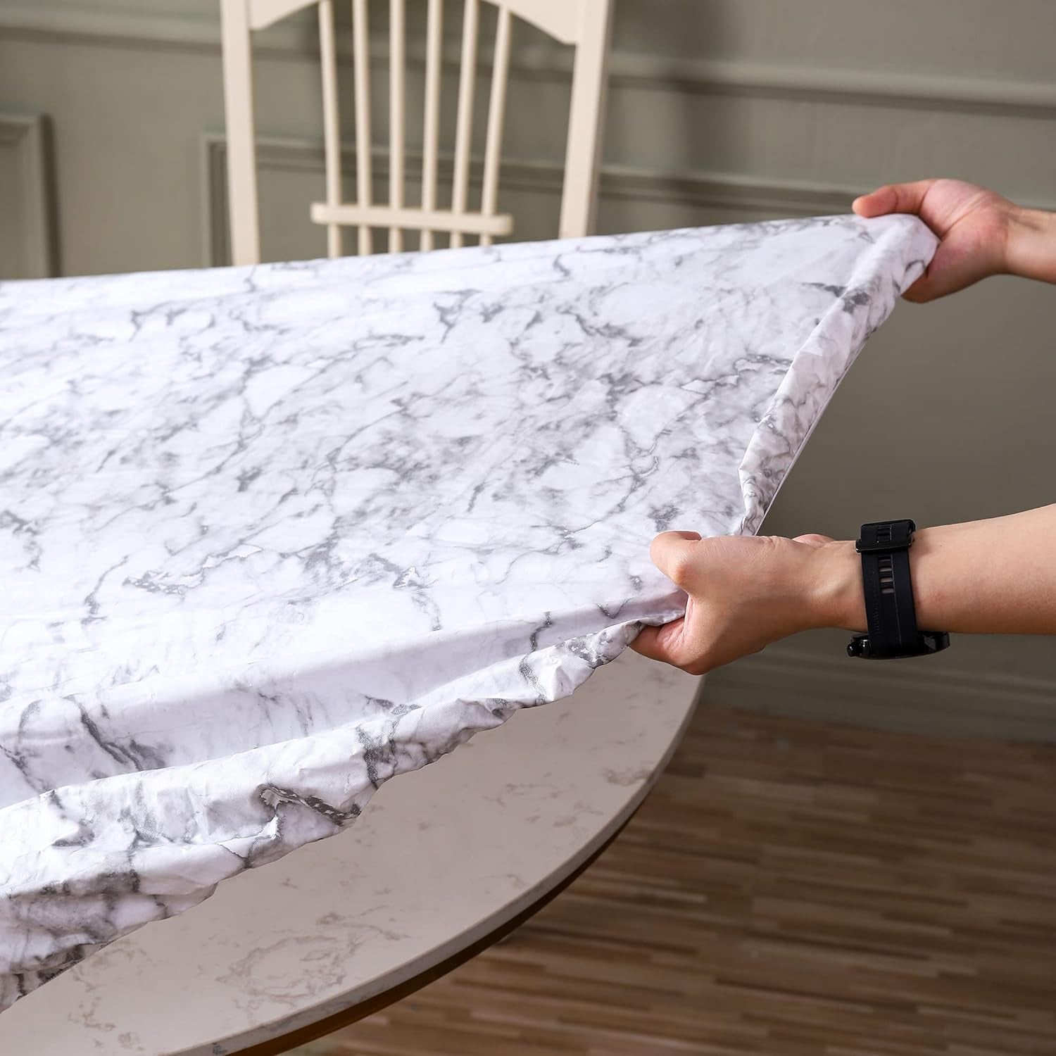 round-vinyl-fitted-tablecloth-with-flannel-backing-elastic-edge-design-table-cover-waterproof-oil-proof-pvc-table-cloth-stain-resistant-best-for-37-44-round