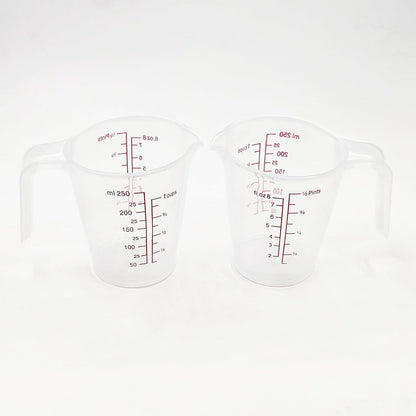 Plastic Measuring Cup 2Pcs 250ML Measuring Mug 8/16Oz with Handle Graduated Pitcher for Baking Flour Oil Powder Cooking Kitchen Measure Container Stackable (250Ml/0.06Gal)4