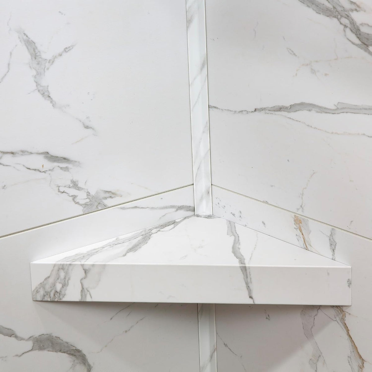 vinyl-shower-shelf-in-carrara-marble-urban-glacier